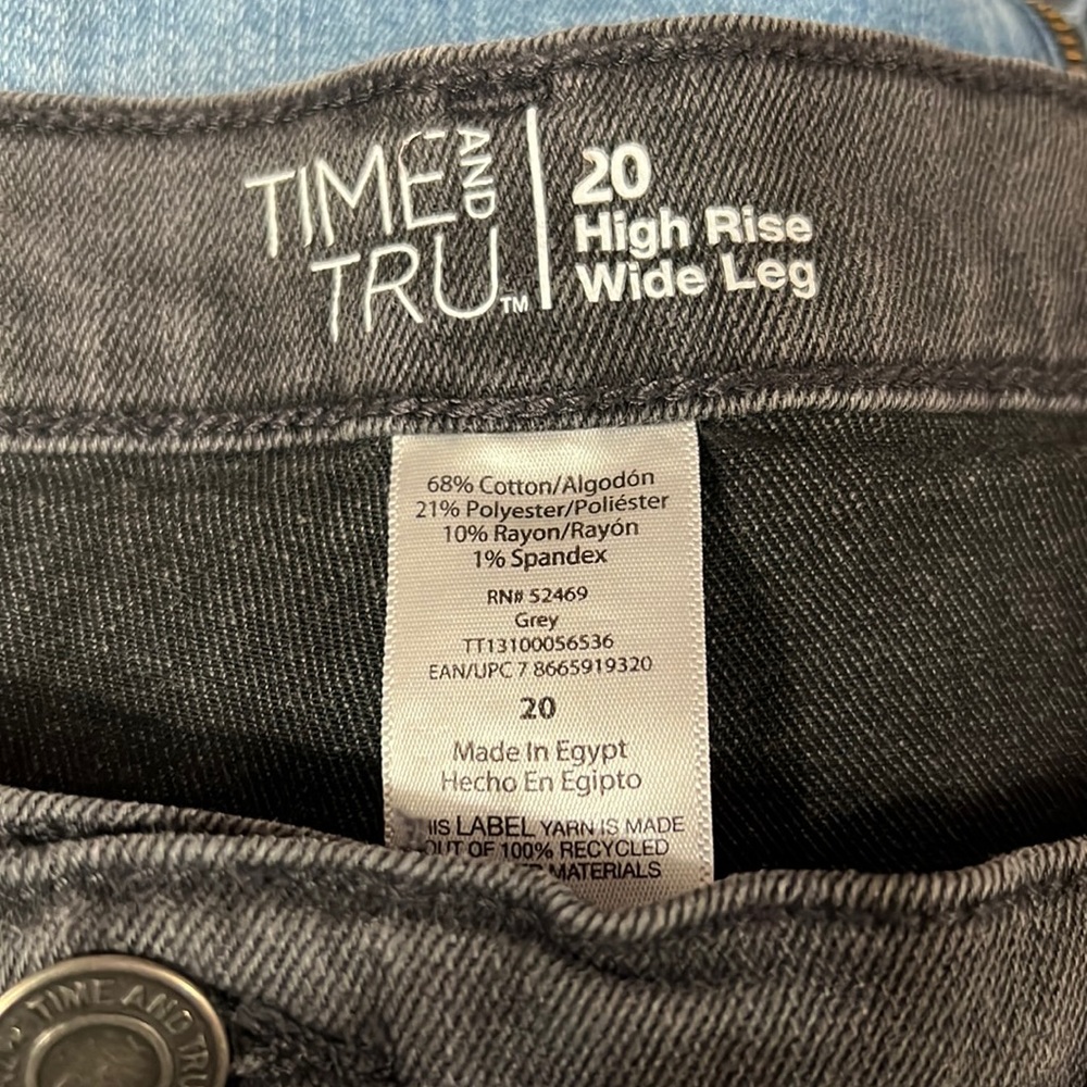 Time and Tru, High Rise, Wide Led, Peddle Pushers